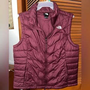 North face vest